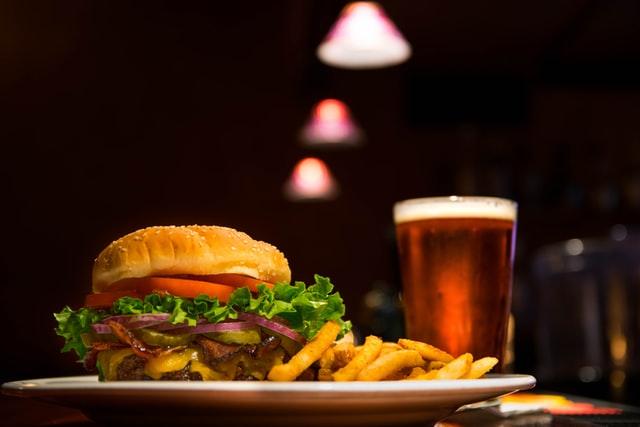 sports bars and food in Colorado